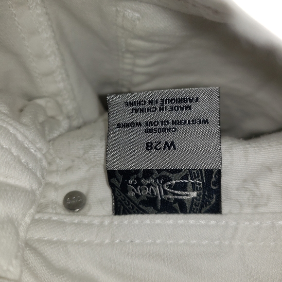 Silver Jeans - Picture 2 of 4